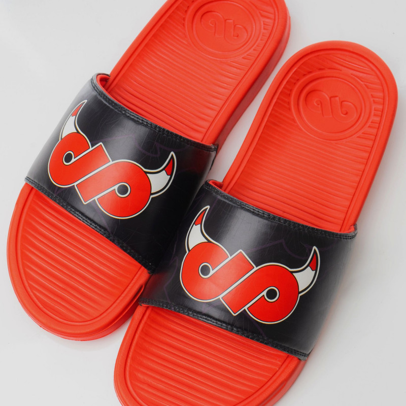 SANDAL SNEAKERS SOLEFUL Red Horn Slides